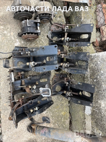Lada/Лада мигачи/кардани/главини/шенкели/врати/капаци/стъкла/джанти/радиатори ваз жигула Лада , снимка 4 - Части - 52382676