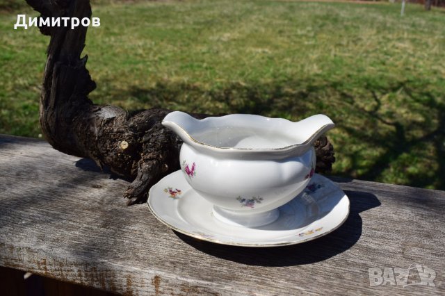 Стара порцеланова сосиера, снимка 2 - Антикварни и старинни предмети - 32465392