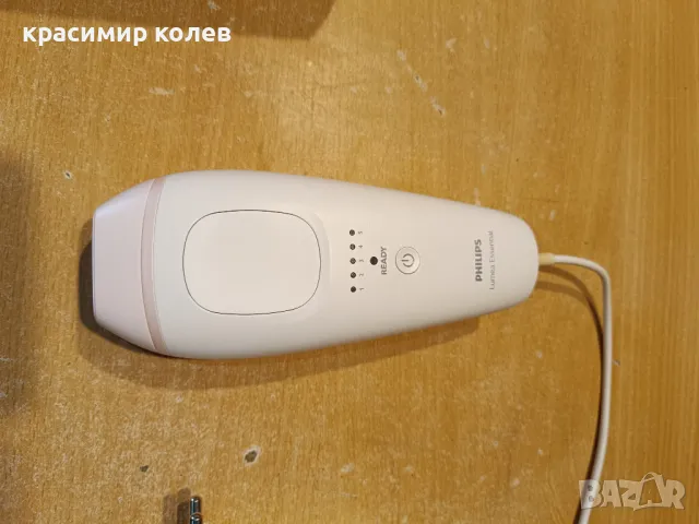 фотоепилатор "Philips Lumea Essential", снимка 3 - Епилатори - 48405626