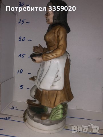 продавам керамична фигура , снимка 2 - Антикварни и старинни предмети - 40648674