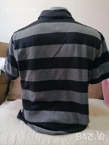 Тениска Tommy Hilfiger, L, снимка 3 - Тениски - 47746587