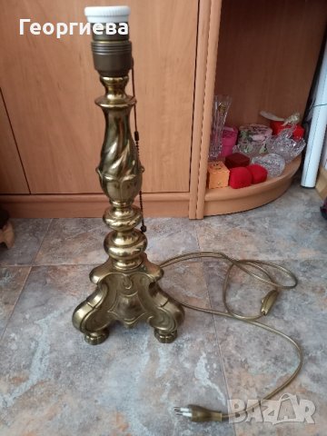  Красива месингова лампа