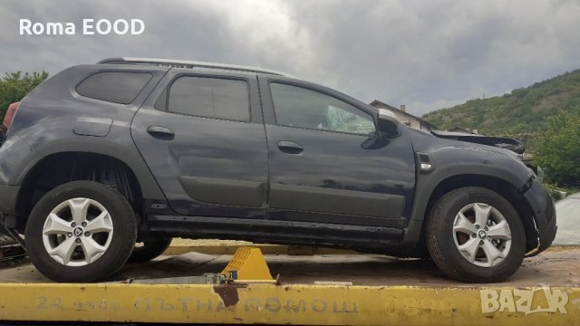 Dacia Duster-1.5дизел/115к.с/2019г-с удар-на части, снимка 3 - Автомобили и джипове - 33111411