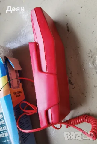 Стар телефон ново състояние, снимка 2 - Стационарни телефони и факсове - 47849618