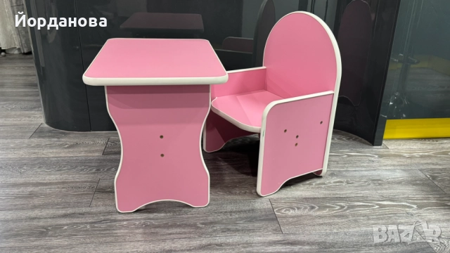 Детска маса със стол