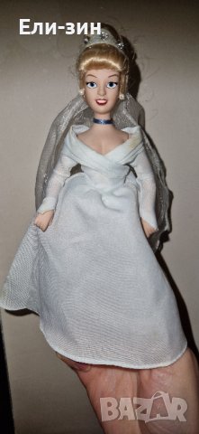 порцеланова кукла Дисни Пепеляшка булка Deagistuni Disney Princess , снимка 5 - Колекции - 43158467