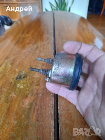 Стар автомобилен уред за температура на маслото, снимка 3 - Други ценни предмети - 43061560