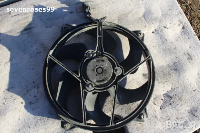 Перка охлаждане радиатор Пежо 307 1.6i 2001 Peugeot 307 SW, снимка 2 - Части - 48589678