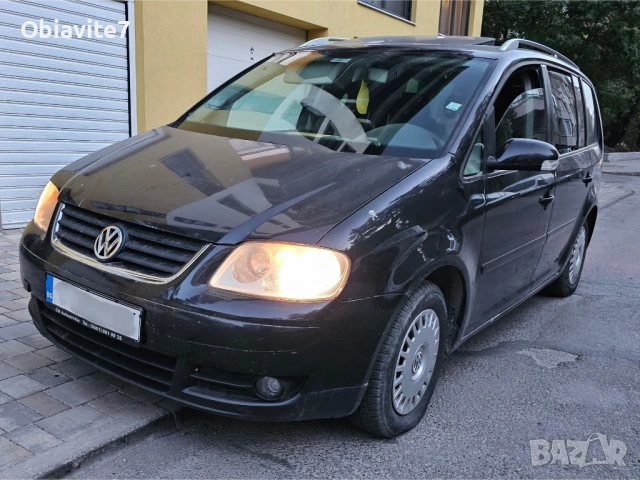 VW Touran 2.0 FSI, 2004 г., снимка 6 - Автомобили и джипове - 53223441