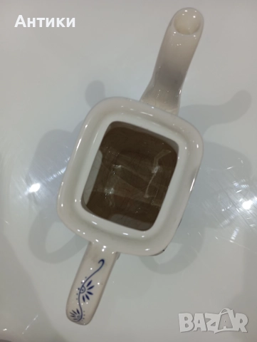 Стар порцеланов чайник маркиран , снимка 12 - Прибори за хранене, готвене и сервиране - 52553088
