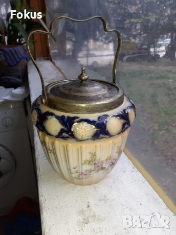 Стар английски порцелан буркан за бисквити George Jones&Sons