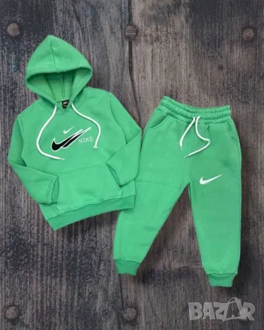 детски комплект nike 