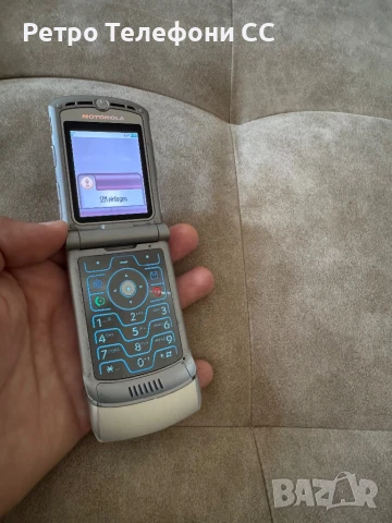 Motorola v3 Motorola V3 Silver запазен