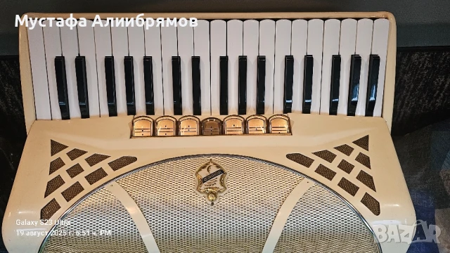 Hohner Lucia 2P, снимка 12 - Акордеони - 51427055