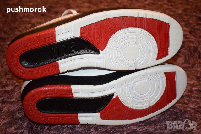 Jordan 2 Retro Low Chicago (2016), снимка 11 - Маратонки - 36937081