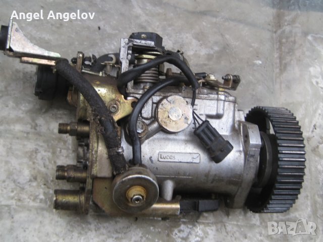 ГНП Горивна помпа Lucas за Фиат Мареа 1,9тд Fiat Marea Bravo 1,9td, снимка 1