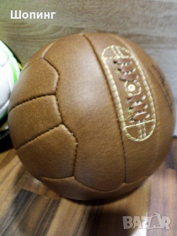 Футболна топка с автограф на Стоичков, снимка 2 - Фен артикули - 29008849