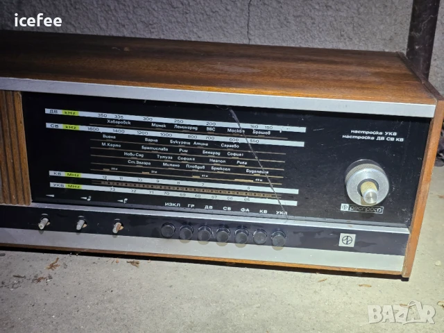 Старо радио Мелодия 22, снимка 4 - Радиокасетофони, транзистори - 50553289