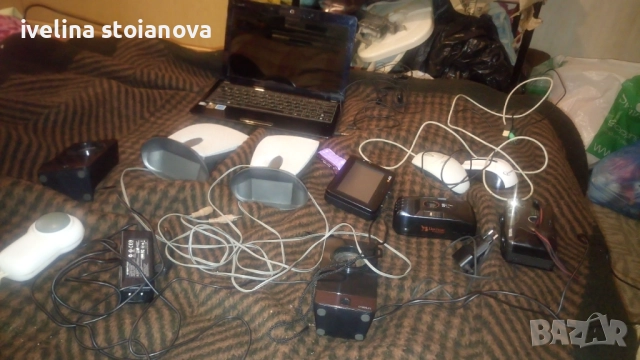 Лот от електроника,навиг. и телефони-работещи,др за части,и непробвани,за хора дето разбират 5-25лв, снимка 1