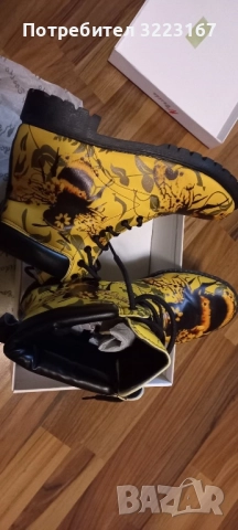 Дизайнерски боти “Пчела”, снимка 6 - Дамски боти - 49192368