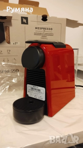Nespresso кафемашина Essenza Mini + 300 капсули