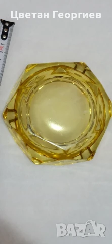 пепелник от кристално цветно стъкло, снимка 2 - Антикварни и старинни предмети - 50999064