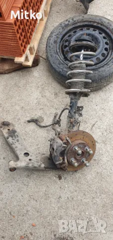 Шенкел/Амортесьор/Окачване Хюндай И10 2010г.