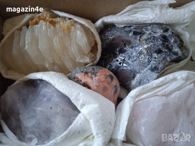 Sale, Кутия с минерали за колекционери геолози любители, Родопис,, снимка 4 - Колекции - 51854697