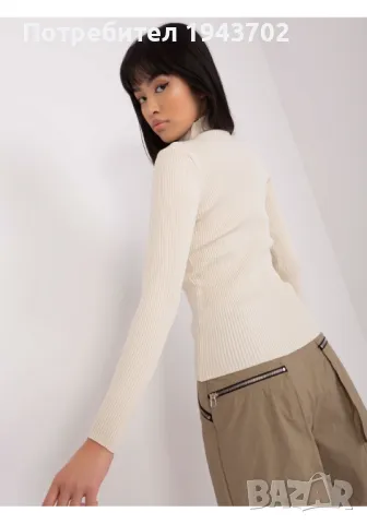 Дамско поло в бежов цвят 2302.97P, снимка 2 - Блузи с дълъг ръкав и пуловери - 48117834