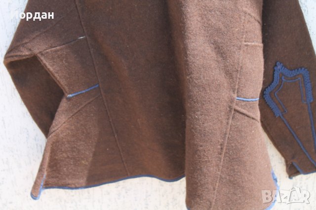 Вълнена антерия със гайтани , снимка 8 - Антикварни и старинни предмети - 37113450