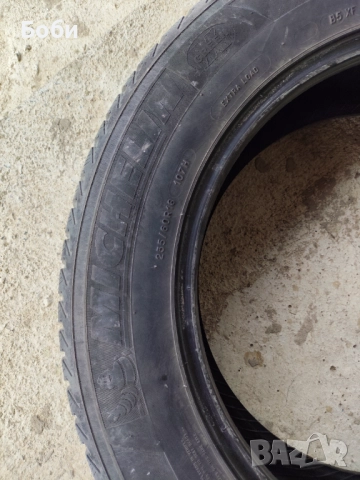 2бр. Зимни гуми 235/60/18, снимка 3 - Гуми и джанти - 51892726