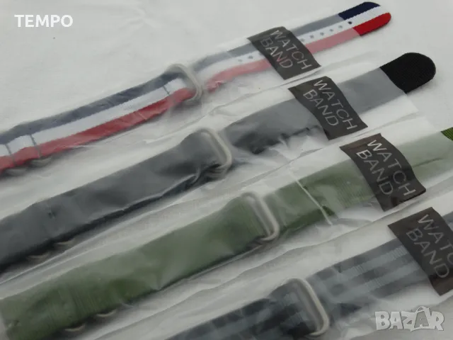 КАИШКА ZULU- ЧЕРВЕН / БЯЛ / СИН -20мм + ПОДАРЪК, снимка 3 - Каишки за часовници - 48202618