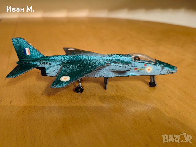 метални самолети Dinky toys , снимка 8 - Други ценни предмети - 43454390