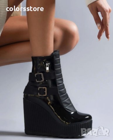 Боти на платформа - черен лак - B2001