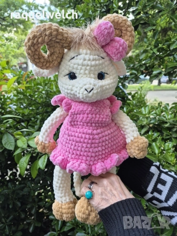 Ръчно Изплетена Овца "Амигуруми"