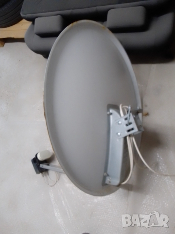 Сателитна чиния-80см/диаметър, снимка 2 - Приемници и антени - 52287383