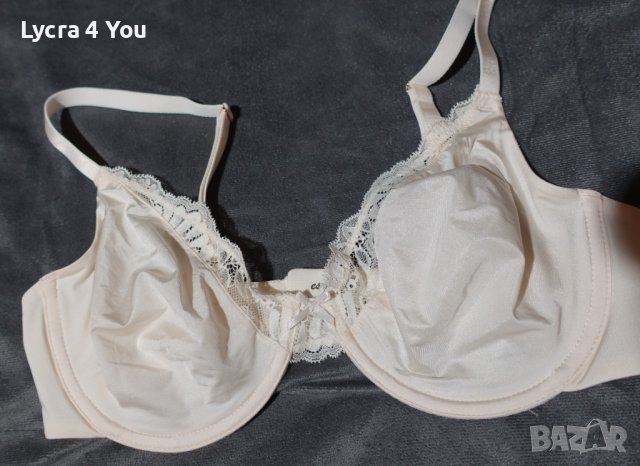 Страхотен сутиен с меки чашки 85В , снимка 4 - Бельо - 37772581
