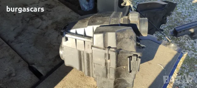 Кутия въздушен филтър Land Rover Discovery IV 3.0TD - 245к.с. 2016г SDV6 - 150лв, снимка 2 - Части - 49399349