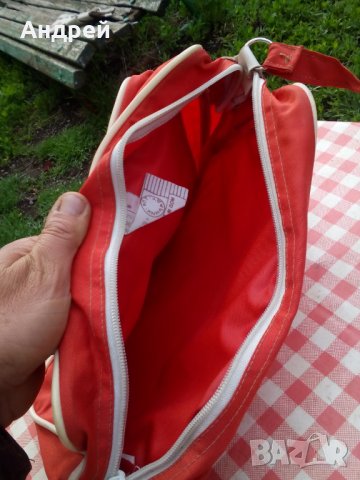 Стара спортна чанта, снимка 5 - Други ценни предмети - 28740239