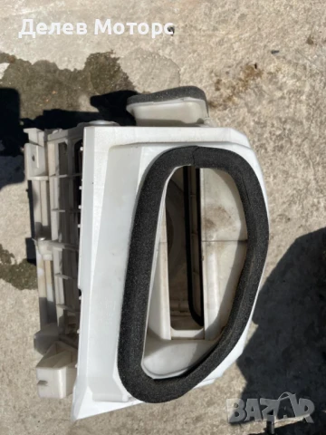 Кутия за вентилатор 272001CA0A за Infiniti FX 37 S, 320 ph., 2009, engine VQ37VHR, 157 000 km, снимка 2 - Части - 50820193