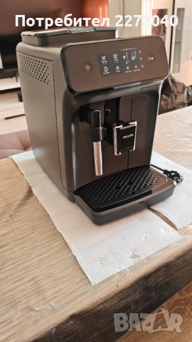 Кафе автомат Philips в отлично състояние., снимка 4 - Кафемашини - 52560021