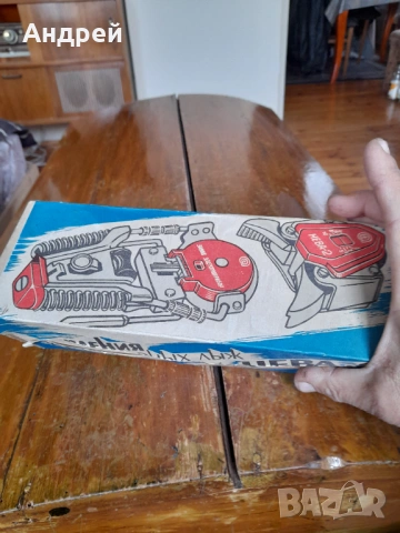 Стари автомати за ски Нева, снимка 2 - Други ценни предмети - 53343035