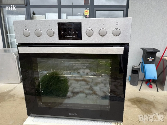 Фурна за вграждане Gorenje Инокс с котлони