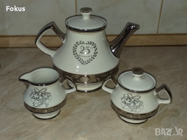 Английски порцелан сет за чай със сребърен кант, снимка 3 - Антикварни и старинни предмети - 43504569
