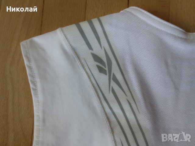 Reebok EasyTone Top Wms, снимка 7 - Потници - 37354541