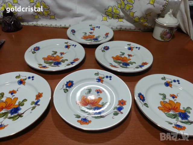 Стар български порцелан чинии , снимка 1 - Антикварни и старинни предмети - 43689352