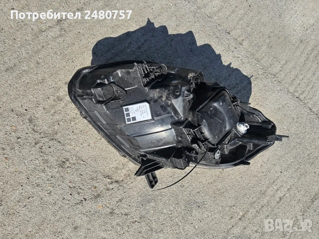 Десен фар Рено Канго 2018г, снимка 4 - Части - 51012957