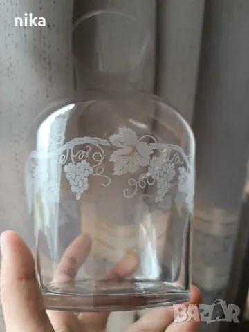 Винтидж стъклена гарафа, снимка 2 - Антикварни и старинни предмети - 47622386