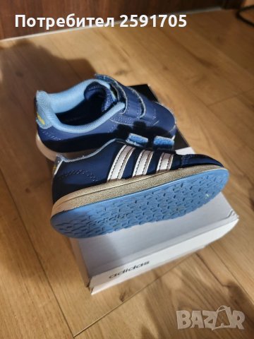 Бебешки обувки Adidas 21 и 20номер  , снимка 4 - Детски маратонки - 38684455