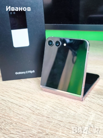 Samsung Galaxy Z Flip 5 256GB, снимка 2 - Samsung - 52772993